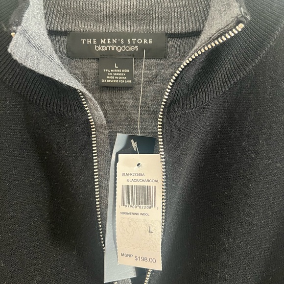Bloomingdales Merino Wool Pullover - Picture 3 of 3